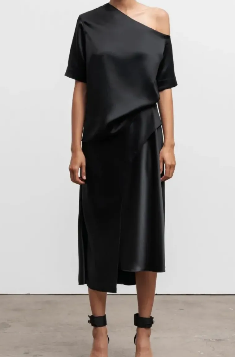 Ahlvar Gallery - Chimy Blouse - Black