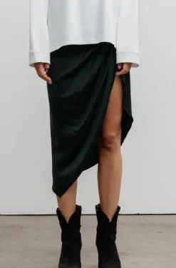 Ahlvar Gallery - Tilda Silk Skirt Black