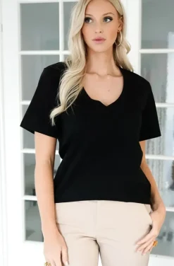 Blond Hour - The perfect v-neck tshirt - Black