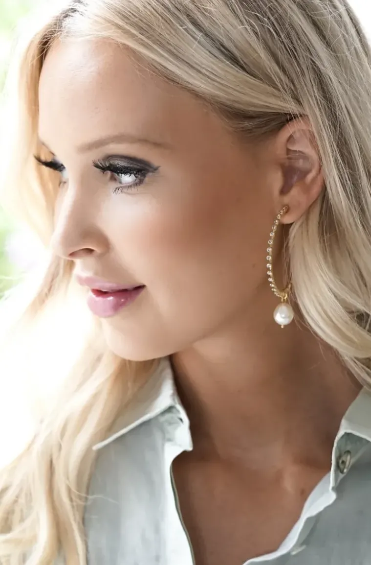 Caroline Svedbom - Miro Loop Earrings - gold pearl crystal