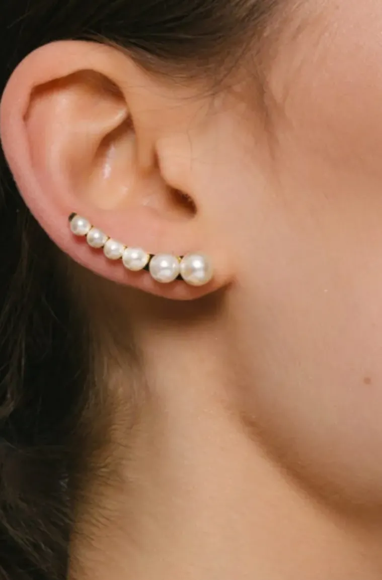 Jane and Sophie - Short Pearl Line Earring - Gold