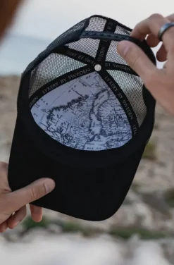 Lyxery - Lejon Cap - Black