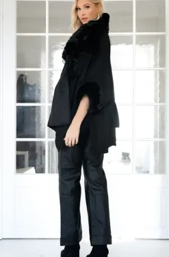 Mixed Brands - Coat with Faux fur details 88295 - Black