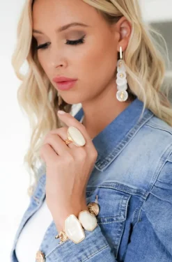 Mixed Brands - Earrings Seashell 666600 - White