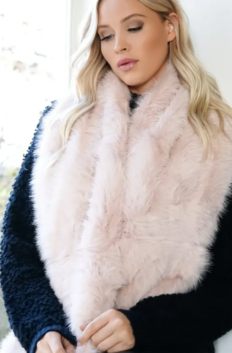 Mixed Brands - Fake Fur Scarf wide F40771/MZ10 - Rose
