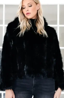 Mixed Brands - Faux Fur Jacket with hood M07 - Black