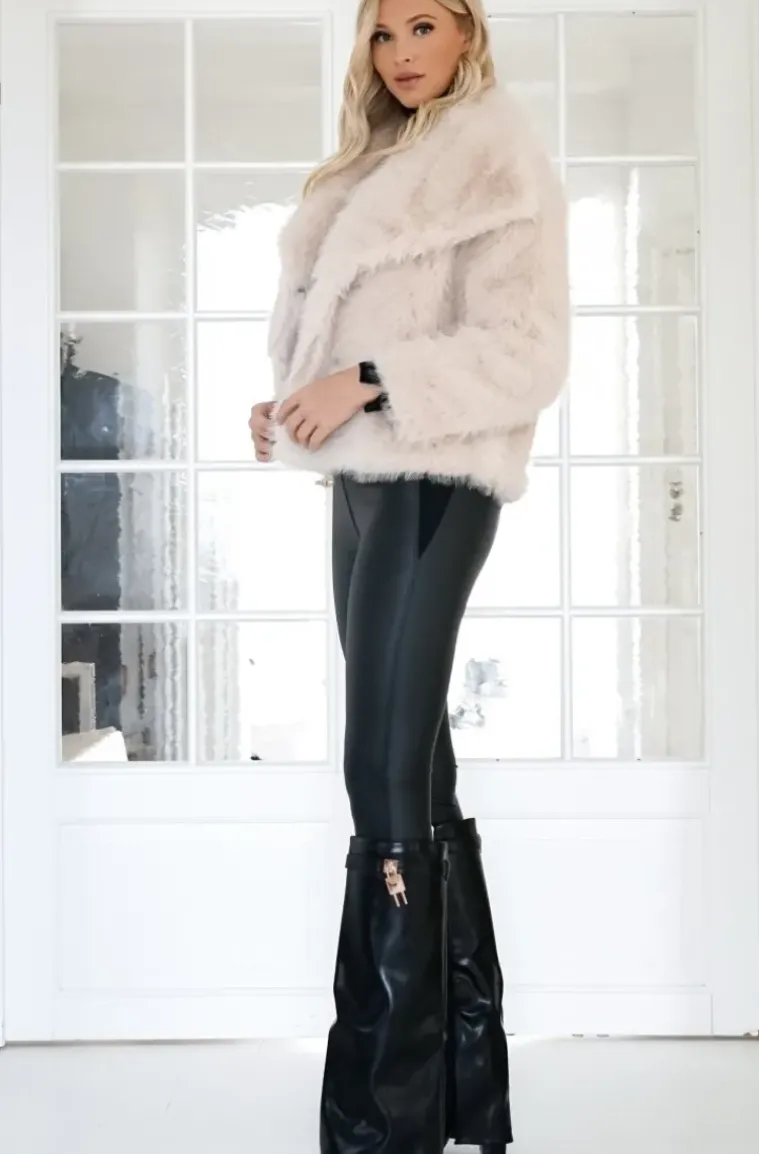 Mixed Brands - Faux Fur Jacket Short with wide collar 40920 - Beige