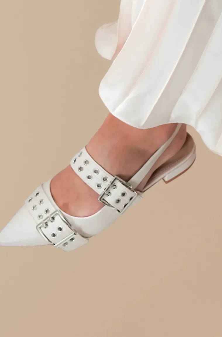 Mixed Brands - Flat Buckle Shoe 2747 - Beige