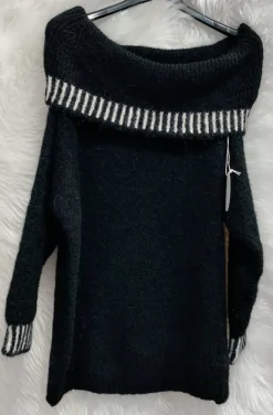 Mixed Brands - Offshoulder sweater 3004 - Black