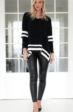 Mixed Brands - Poncho Sweater 2388-2013 - Black