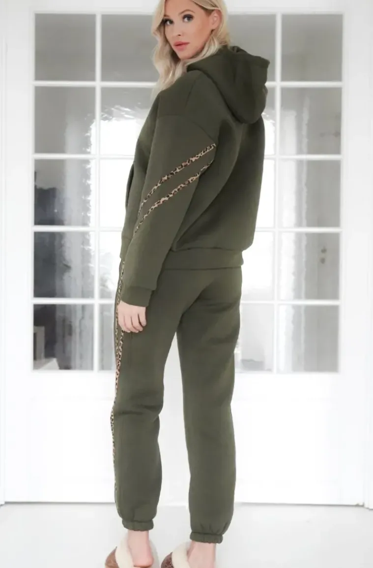 Mixed Brands - Set hoodie and sweatpants with leostripe 50210 - Military