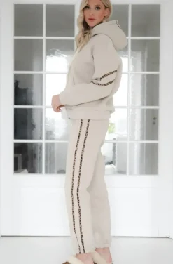 Mixed Brands - Set hoodie and sweatpants with leostripe 50210 - Beige