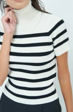 Mixed Brands - Striped short sleeve turtleneck 3373 - Beige