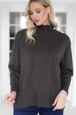 Mixed Brands - Sweater with Jewel buttons 3470 - Brown
