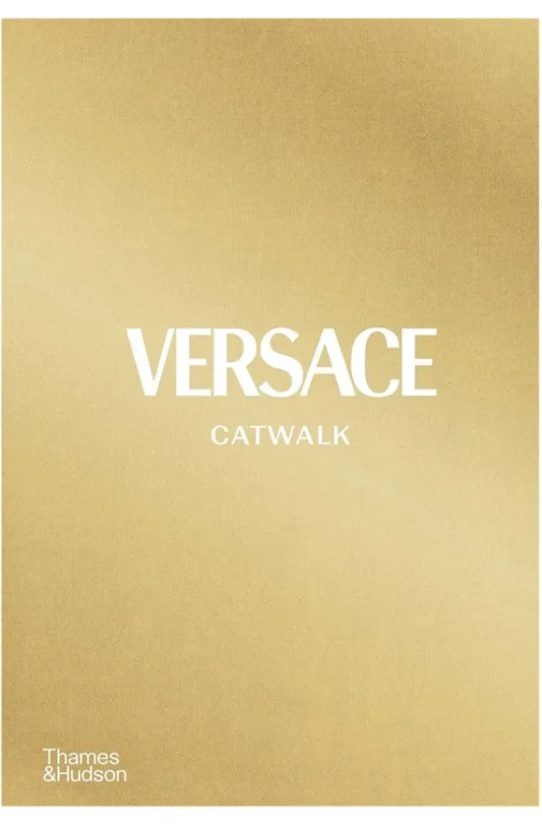 New Mags - Versace Catwalk