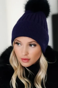 Plain Vanilla - Beanie with faux fur pompom - Navy