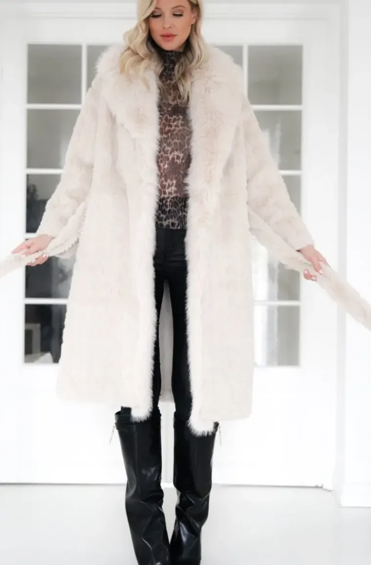 Plain Vanilla - Knitted Coat with Faux Fur - Winter White