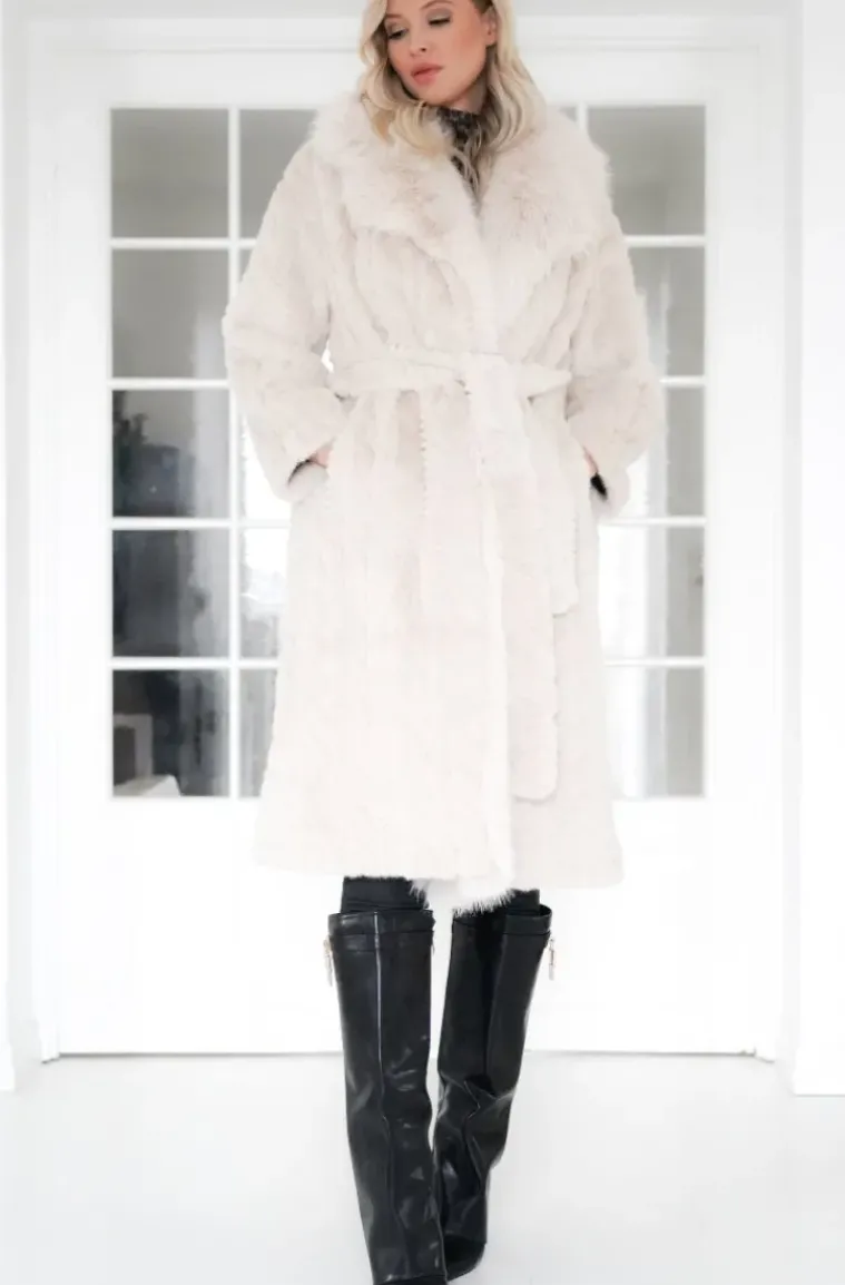 Plain Vanilla - Knitted Coat with Faux Fur - Winter White