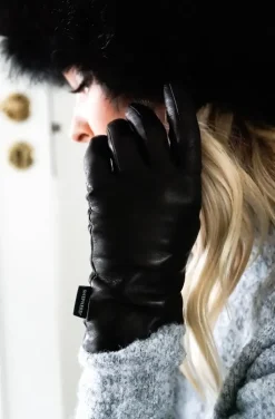 Shepherd - Kate Glove - Black