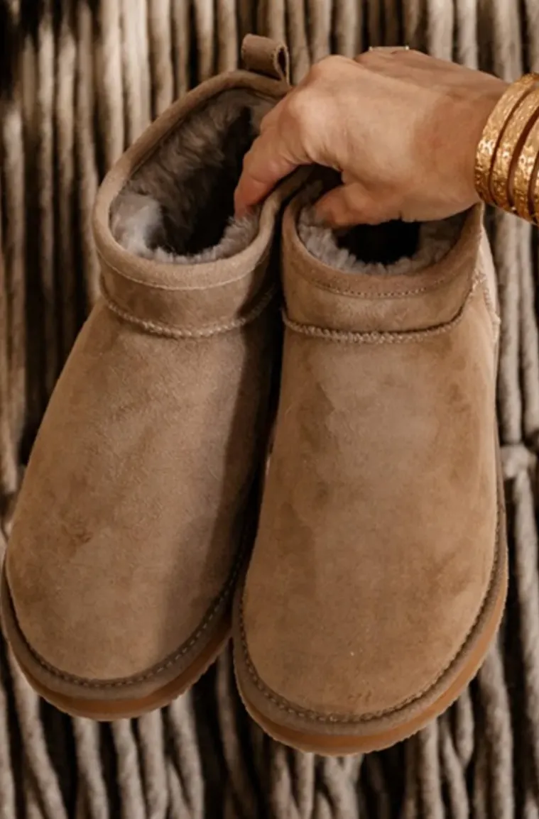 Shepherd of Sweden - Dam Kim Låga Fårskinnsboots Stone