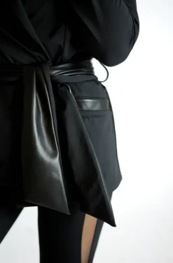 Wallderinska - Edge Blazer Black