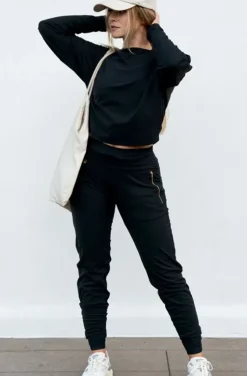 Wallderinska - Edge Casual Zip Pants